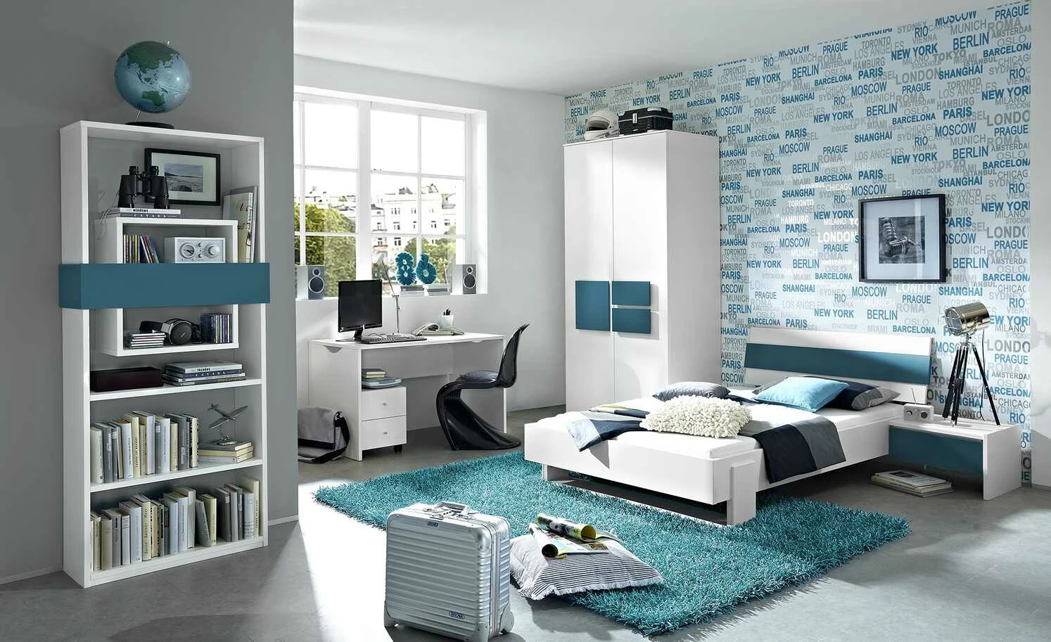 Regal Holly 3 Regal Holly