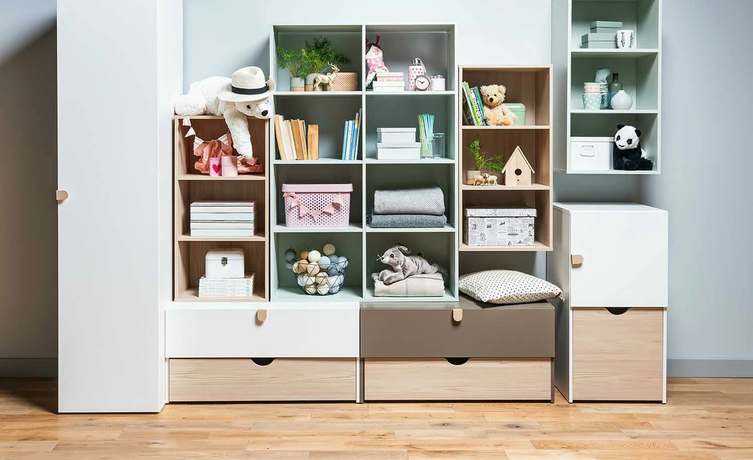 VOX Wandregal Stige | Pistazie (Grün) 5 VOX Wandregal Stige | Pistazie (Grün) – Bild 3