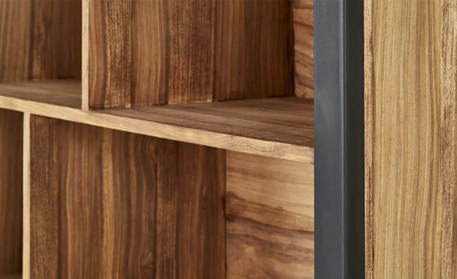 Gray & Jones Bücherregal Tierra Fuego One 18 Gray & Jones Bücherregal Tierra Fuego One – Bild 16